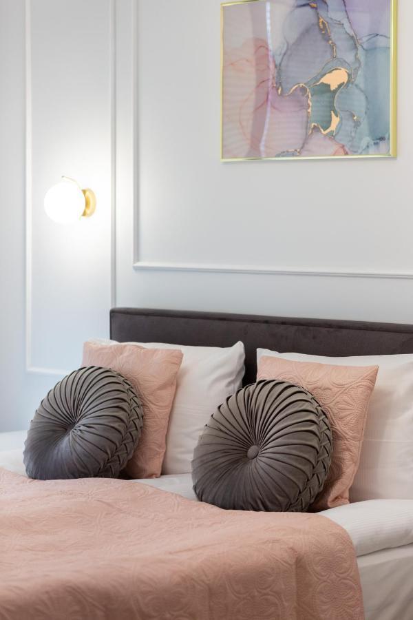 Leilighet Ogrodowa Business Wola By Renters Prestige Warszawa